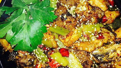 使用干鍋魚調料制作干鍋魚的方法